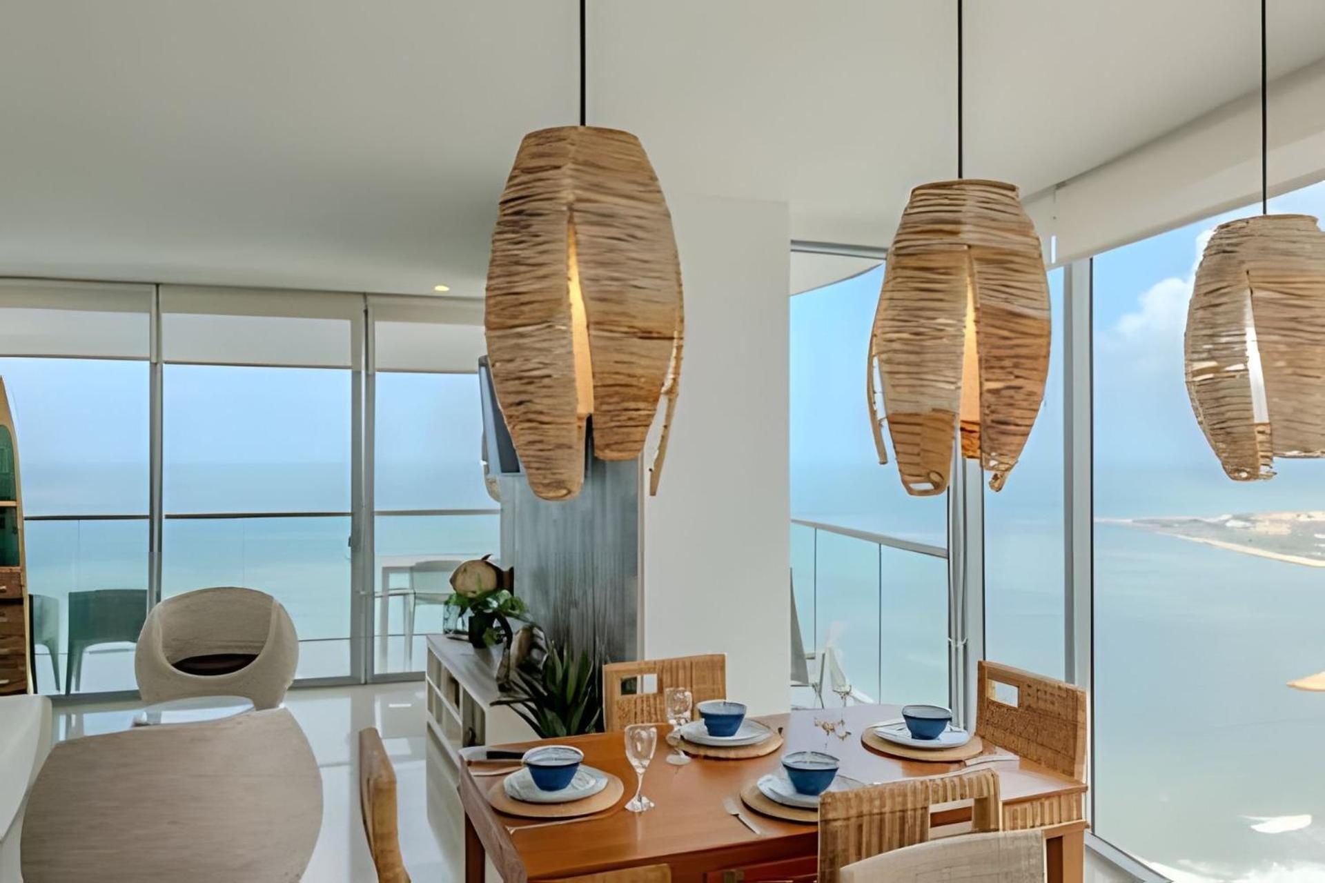 Beachfront Penthouse 40th Sea View/historic Center *