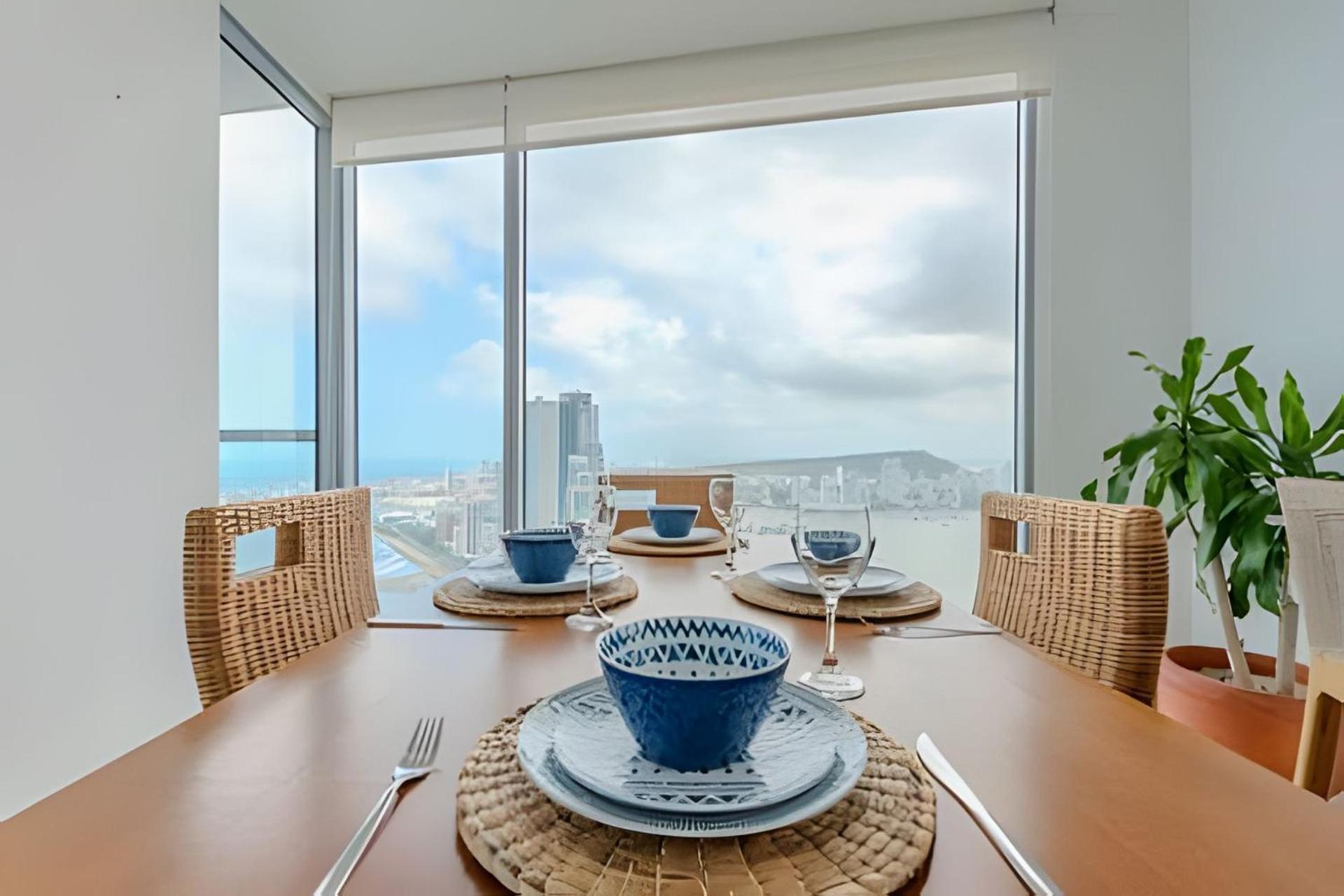 Beachfront Penthouse 40th Sea View/historic Center Apartamento *