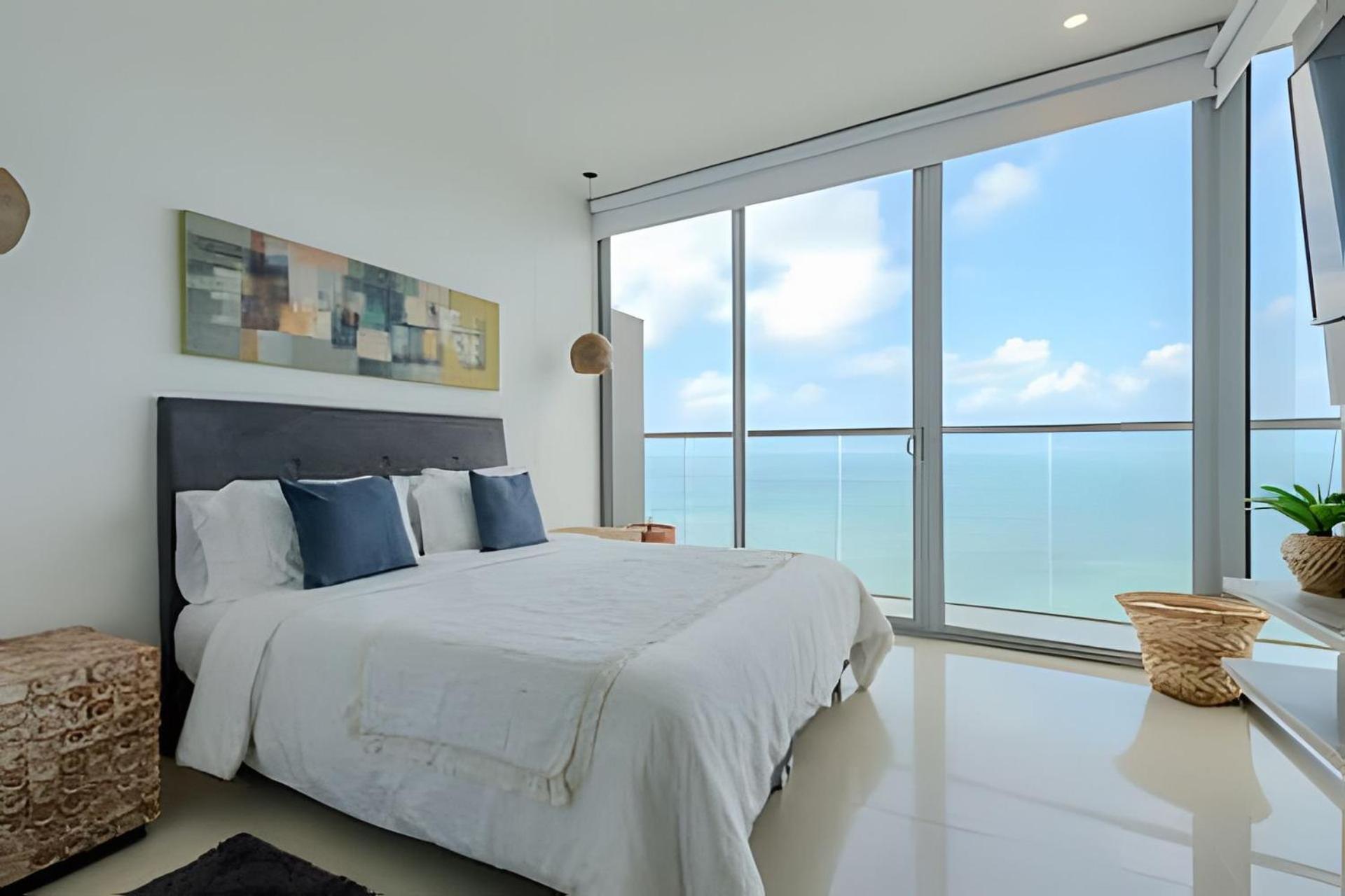 Beachfront Penthouse 40th Sea View/historic Center Apartamento *